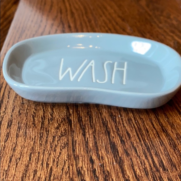 NWOT Rae Dunn “Wash” soap dish in gray - Picture 3 of 3